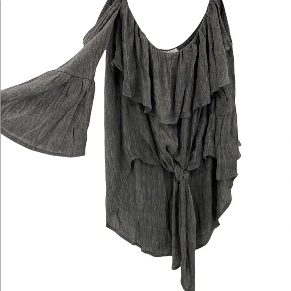 💕SALE💕 NWT Gypsy Clothing Cherish Gray Off Shoulder Front Tie Bell Sleeve Top - Picture 3 of 7